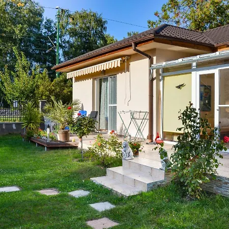 Twin Combo By Interhome